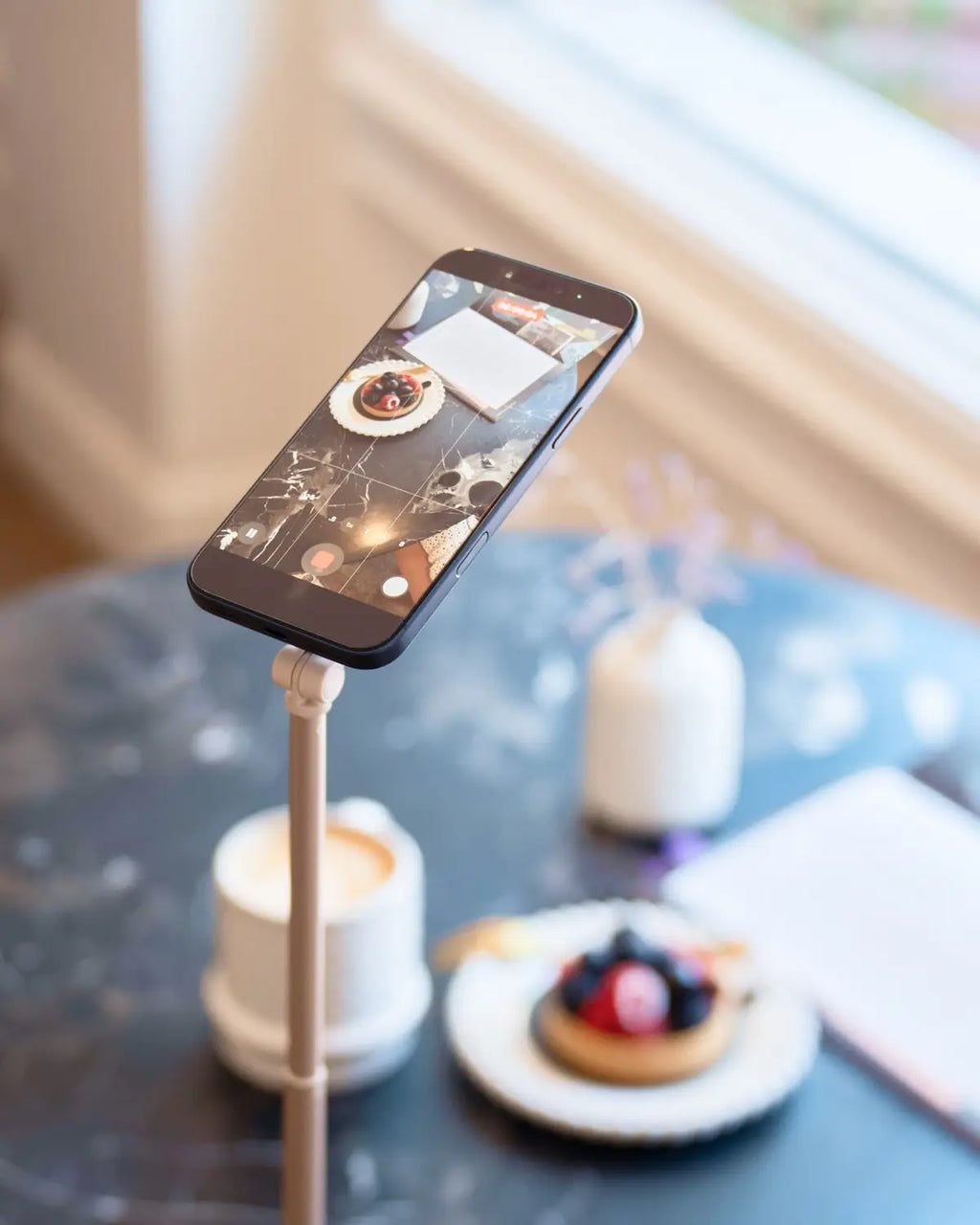 JustTap™ Magnetic Phone Tripod - Ombré Peach