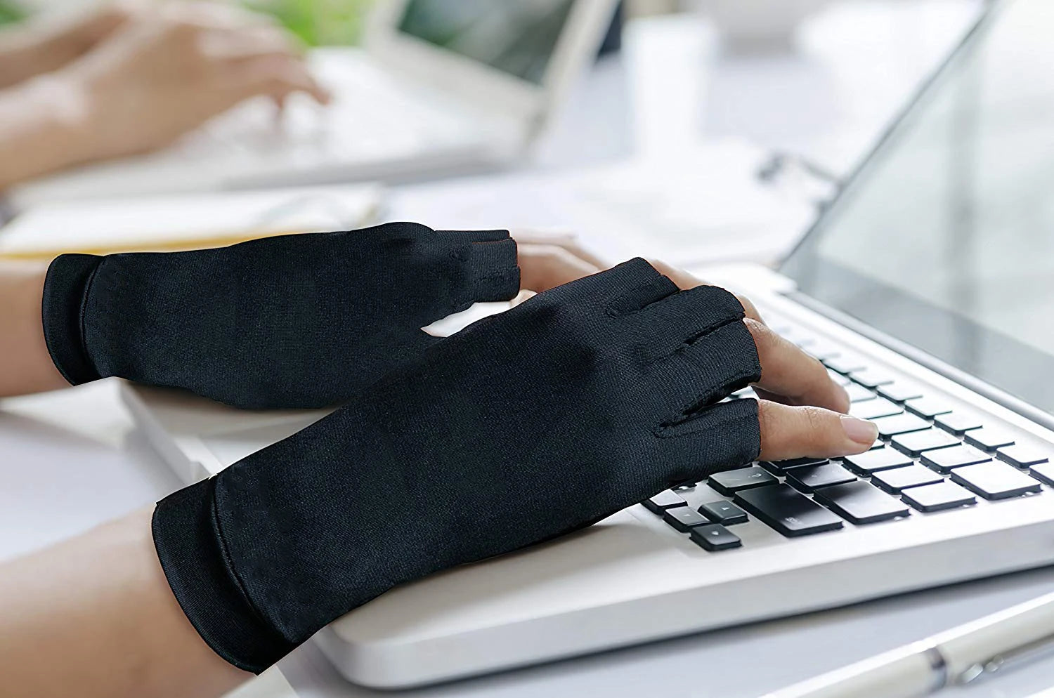 Wrist Support Arthritis Gloves Magnetic Anti Health Compression Therapy Gloves Rheumatoid Hand Pain Wrist Rest Safety Glove from China