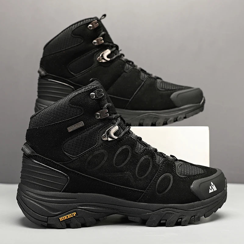 High-Top Men Hiking Boots